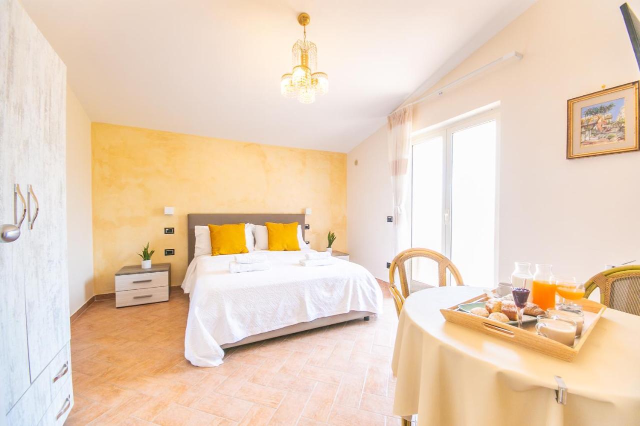Perla Beach Stabia B&B Castellammare di Stabia Bagian luar foto
