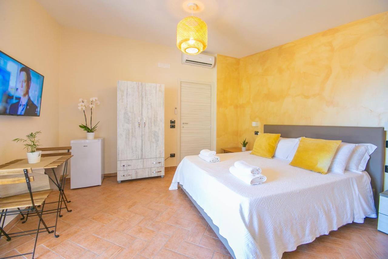 Perla Beach Stabia B&B Castellammare di Stabia Bagian luar foto