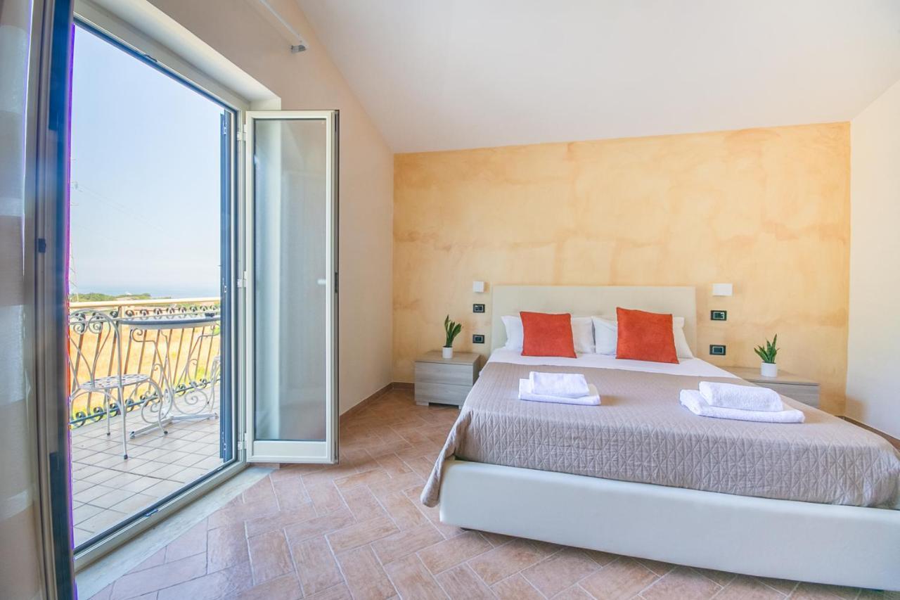 Perla Beach Stabia B&B Castellammare di Stabia Bagian luar foto